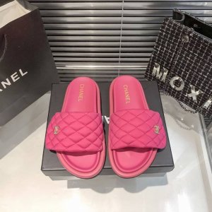 橙子出厂价p chanel 香奈儿春夏新款 菱格魔术贴拖鞋 厚底凉拖 情侣款 官网主推款 高级感十足 国内外博主刷爆的一款 复古又时髦 上脚美炸了 鞋面 高定制