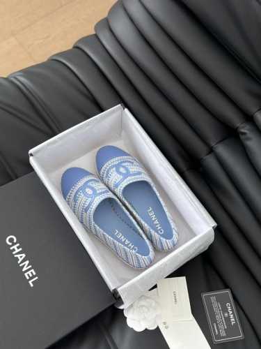 新色上新 新版本Chanel 渔夫鞋 重磅来袭配送全套顶级包装 我家的渔夫鞋质量不多介绍了哈，拿过的都知道！原版定制的鞋面，并且我家的大底是原版半透明大底，不透