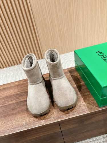 顶级品质 Bottega Veneta ss24 new arrival～ Bv 2024秋冬SNAP系列新款雪地靴新品 葆蝶家经典雪地靴～美拉德色系太百搭了～