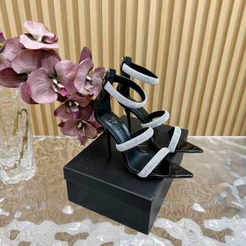 独家新款首发 Giuseppe Zanotti SS2024夏季新品！ 全新春夏系列水钻高跟凉鞋 ！ 尖头高跟拖鞋淡淡的夏日里怎么少得了一双仙女鞋 各种小裙子搭