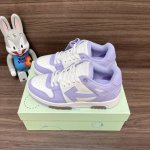 顶级版本Off-White Out Of Office 低帮滑板鞋情侣款紫白。 Off-White箭头符号、Ziptie 标签、1Ogo印花等经典元素皆在此呈现