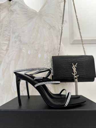 厂价 Saint Lauren*Ysl圣罗兰 23S新品高跟凉鞋 鞋面采用进口真丝 内里是混种羊皮 意大利真皮大底 跟高：8.5Cm Size：35-39 40 - 点击图像关闭