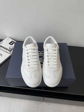 顶级版本迪奥 Dior 25Ss新品 B01德训鞋 情侣款鞋头维度设计宽了点 上脚舒适度完美在线 线头优美 适配裤型完美百搭 饰以各种经典细节 是日常造型的理想 - 点击图像关闭