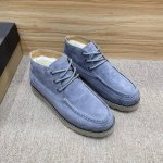 UGG P: Size：39-44 颜色：二色可选 UGG男款雪地靴澳洲进口加厚羊毛 UGG毛毛鞋男士雪地靴男款马丁靴 材料： 头层真皮防水防冻鞋面 真毛内里