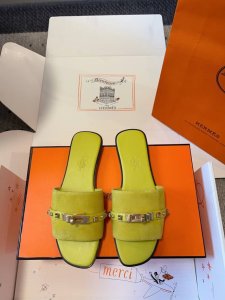 代购级 配飞机盒 Hermes 25Ss爱马仕新配色 Kelly扣平底拖鞋 好穿百搭，夏日必备高端工具鞋 鞋面小牛皮&定制牛仔布面，内里垫脚小牛皮， 意大利进口