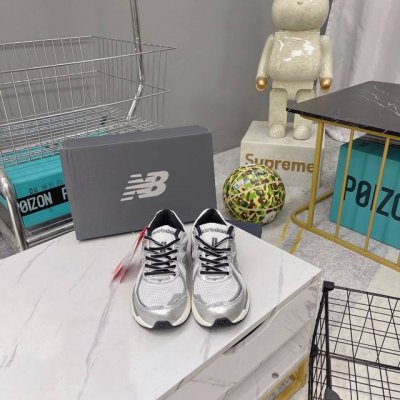 出厂 New Balance 夏季新款复古老爹鞋运动休闲跑步鞋 Ml860Xd2 尺码：35.5 36 36.5 37.5 38 38.5 39 40 40.5