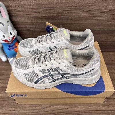 顶级版本Asics Gel-Contend 4 亚瑟士 轻便舒适防滑耐磨 灰蓝低帮跑步鞋。 货号: T8D4Q-029 包装:全套得物配件毒盒配纯棉袜子一副。