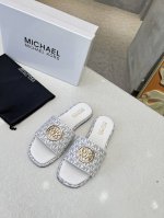 MlCHAEL 新款 面料 牛皮 内里 羊皮，码数 35-43出厂价 真皮底170