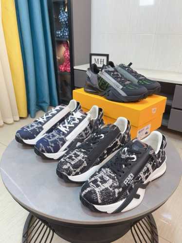 出厂价 Fendi.芬迪 新款 精品休闲鞋 原版高品质鞋面进口牛皮拼接制作 真皮内里加厚乳胶鞋垫版型时尚 动感十足原版芬迪舒适大底 简洁大方运动休闲。码数38-