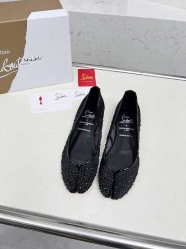 工厂P价 女装女鞋 运动原单 Cl X Maison Margiel联名 隐形增高2Cm 最新款分趾单鞋 原版1:1开模，历经九九八十二天楦头的调试，终于出大货