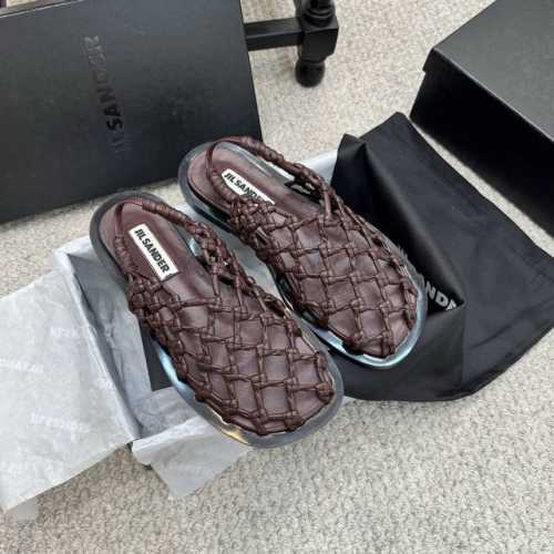简约款 Jil Sander 2025吉尔 桑达早春凉鞋系列！春夏最新爆款时髦高跟尖头带子凉鞋 这款真的绝了 时髦到飞起 想不到有任何理由可以去拒绝这款凉鞋 随