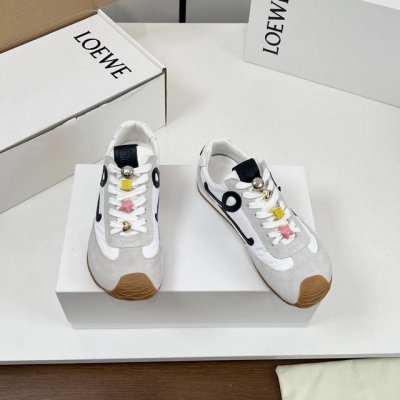 高版本-配飞机盒 五一福利价 爆款 Loewe2025要意威 Ballet Runner 系列芭蕾运动鞋！！罗意威 Ballet Runner升级 2.0宽宽的