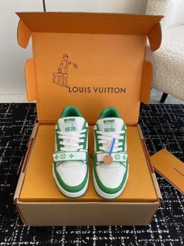 代购级 官网同步盒包装 Louis Vuitton 24ss 驴家的爆款！trainer板鞋，每个人都必须入的款，绝不后悔！ 超级百搭高级！什么衣服都好搭。最主