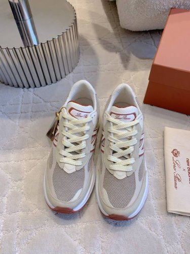 女码 男码300 Loro Pian* x New balance 联名限量版运动鞋 男女同款 简约时尚 上脚超好看 颜值拉满 脚感超级舒适 原版购入开发 顶级