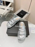 挖到宝！chanel 香奈儿25 A魔术贴凉鞋家人们，不用找代购，现在你就能轻松拿下这双香奈儿25 A春夏魔术贴凉鞋！专柜品质，每年必入的经典款，错过真的会哭今