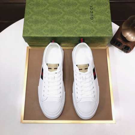 工厂批 Gucci 古奇 官网1:1运动男鞋火爆上市，采用原版布料+水染羊皮内里，再加官网原版1:1舒适大底。时尚百搭，着脚超舒适、透气。标准鞋码38 45 4 - 点击图像关闭