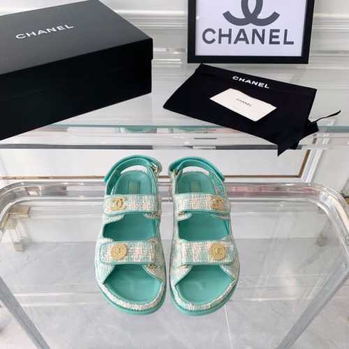 Chanel新款沙滩鞋 顶级版本 简单的万能百搭神器 原版材料 原版logo饰扣 进口羊皮内里垫脚 意大利真皮大底 Size：35-40 41订做