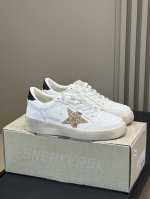ggdb全新系列Truestar 果然美貌最近的心头爱 Miu系的鞋带，让你模仿没让你超越、比Miu更Miu的气质就是了！小羊皮材质的，很软，比老款舒服多了！S