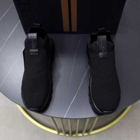 出厂价Pp： Zegna 杰尼亚 -高端品质 原单 飞织鞋系列 -鞋面：品牌高端羊绒飞织面、注塑品牌鸡眼 -内里：原版透气网布 -大底：原版Tpu发泡 成型大底 - 点击图像关闭