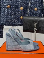 厂价 Hermès 爱马仕25ss早春新品水钻坡跟凉鞋谁也无法拒绝亮晶晶的美鞋坡跟设计 线条流畅优雅推荐入手显瘦显长腿高级感女人必备单品！面料采用原版定制材质内