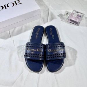 橙子出厂价p dior 迪奥春夏新款 镂空平底拖鞋 休闲凉拖 一字拖 码数 35-42