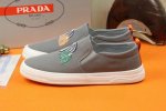 工厂价 Prada 普拉达 经典款男士休闲套脚鞋～原版质量鞋面采用冰丝网布面料制作 ，透气性强，舒适透气内里，原板防滑橡胶大底，时尚舒适，高端品质。码数：38-