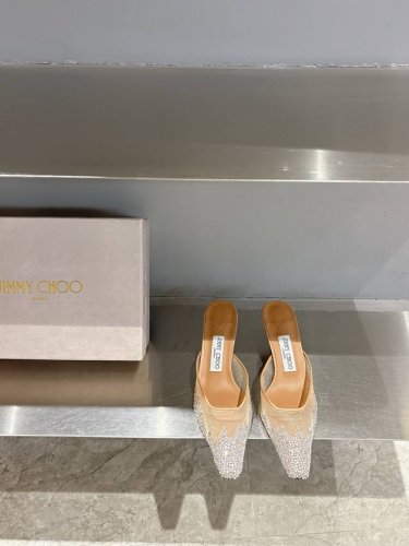 jimmy Cho*周仰杰 25开春新款高跟镶钻拖鞋 原版定制 气质高跟 是每个女人的必备品 材质:进口网纱烫钻工艺 内里绵羊皮 意大利真皮大底 跟高:5.5C