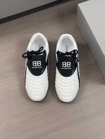BALENCIAG 顶级P: Size：35-44 女41.42，男38.45定做 BALENCIAGA 巴黎世家秋季低帮舒适休闲鞋，轻盈又舒适，上脚秀气 鞋面 - 点击图像关闭