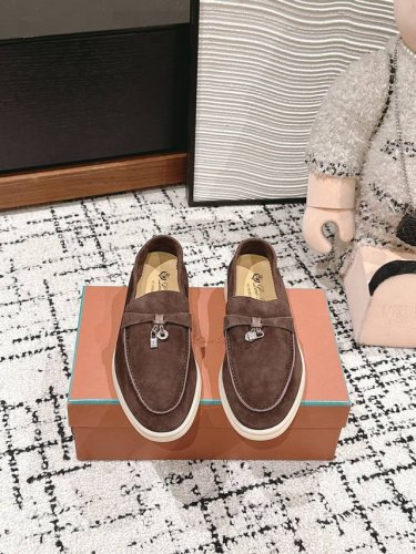 莞厂 代购级别 loro piana* fw24经典乐福鞋休闲鞋 诺悠翩雅Lp奢华品牌 低调富人的不二选择！ 简约高级 低调奢华 随性好穿，舒适度满分 鞋面：原