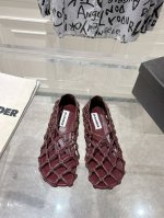 出 . Jil Sander 吉尔桑达 25Ss最新编织皮网凉鞋 鞋面：定制进口小牛皮 垫脚：羊皮 鞋底：意大利真皮大底 颜色：黑、白、红、棕 码数：35-39