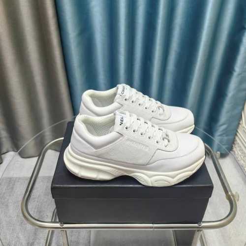 Chanel香奈儿老爹鞋，男女情侣款 2025专柜顶级休闲款运动鞋这款经典设计；鞋面多种工艺电绣的风格；大底却时尚运动；不平凡的拥入了多种配色元素 多元化混搭非