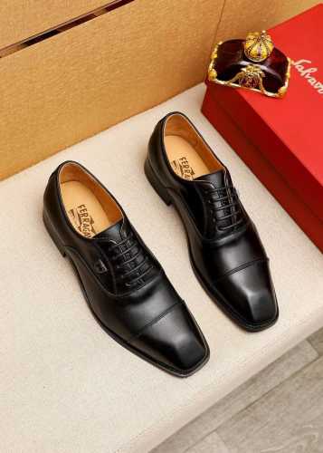 商品商标 Ferragamo 菲拉格慕 商务皮鞋 正码码数 38-44 45.46订制 商品材料 精选 进口小牛皮鞋面，进口水染牛皮内里。强烈立体视觉效果，橡胶