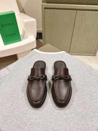 BOTTEGA VENET* 皮质编扣，女士Astaire穆勒拖！原版一比一做法 一致五金 当今流行的又一趋势 天花板啦，精致平底 包裹面料 同色跟皮 用心设计 - 点击图像关闭