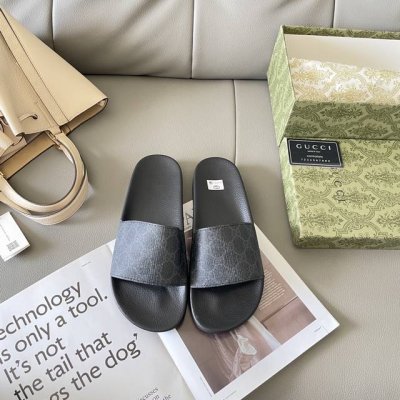 出厂： Gucci 古驰2025顶级专柜 初夏情侣新款 官网上新 独家首发 Gucci 古驰 25S 初夏情侣拖 古驰拖鞋 古驰情侣穿搭 Gucci拖鞋 Guc