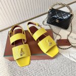 拖鞋 凉鞋 代购版 Loro Piana LP Sprightly Charms系列 方头凉拖鞋 凉鞋材质：面料原版牛皮，牛皮内里及垫脚进口真皮大底码数：35-