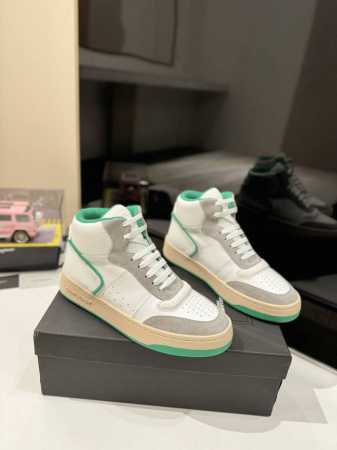 情侣款高版本 YSL SAINT LAURENT 圣罗兰 SL61春夏最新爆款休闲系列 圣罗兰 SL61 ，原版购入 一比一复刻 ，新鲜血液注入加休闲复古的设 - 点击图像关闭