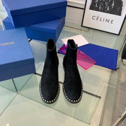 STUART WEITZMAN简称SW 秋冬新品，切尔西女靴 气质女神款 独家上新！ 最耐看的靴子就是非它莫属了！随意搭配且可完美， 原版楦型， 配以珍珠轻便防