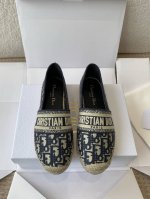 官网同步盒包装 早春款 25ss Dior Granville 穆勒渔夫鞋，3D万针刺绣工艺，最强的渠道，专贵无差！Dior Granville 渔夫鞋 采用标