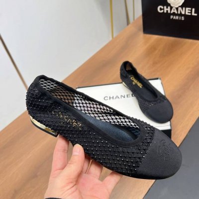 顶级版本 chanel 早春米兰走秀款水钻渔网玛丽珍鞋 本年度最美玛丽珍鞋网纱与水钻完美结合 无法抗拒的高级与优雅 的水钻若隐若现的渔网 自带富家千金的气质感