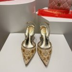 顶级版 R C 2025S原版做货重工婚鞋Rc水晶宝石真丝跟鞋系列 鞋面：进口网纱蕾丝配珠光羊皮面，纯手工一比一缝钻定制，进口超闪昂贵施华洛水晶钻，上脚华丽Bl
