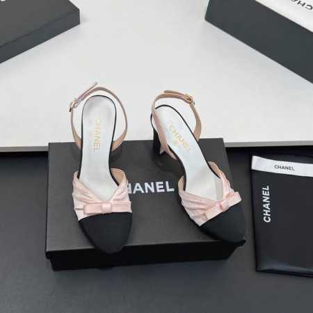 福利价 高品质 Chanel 小香25C粗跟 高跟凉鞋 蝴蝶结凉鞋系列 法式风情 真是美到心尖尖上啦 优雅又浪漫的仙女应该就是这样吧 极简的配色加上绸缎蝴蝶结深 - 点击图像关闭