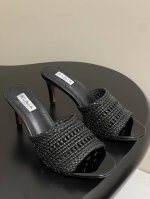 原版皮带盒+20下单备注 25春夏新款Alaia 阿莱亚 穆勒高跟拖鞋绝美爆火编织镂空凉拖鞋 简约中尽显奢华格调 流畅的线条勾勒出优雅轮廓 鞋面手工编织装饰 为