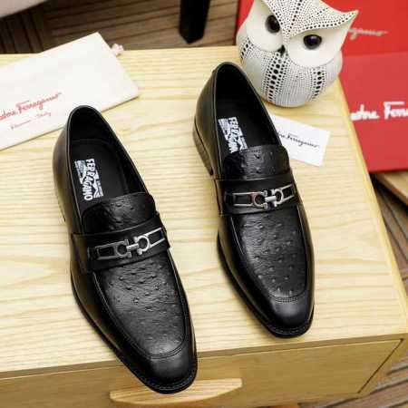 工厂价 Ferragamo 菲拉格慕 爆款时尚休闲鞋官网专柜1:1制作，原版开模好质量看得见，进口高端头层打蜡小牛皮，水染皮内里纹路很清优质防水防滑耐磨大底高品 - 点击图像关闭