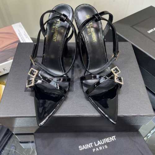 SAIN* LAURENT 圣罗兰YSL 烤漆跟高跟凉鞋经典logo字母设计，上脚超美，原版1:1开模，官网同步 面料：漆皮 垫脚：进口羊皮 鞋底：意大利真皮大