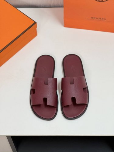 hermèS 真皮底 Size：38-44 45.46.47定制 爱马仕最高品质经典H拖鞋～高端男士凉鞋沙滩鞋拖鞋～专柜同步～原单代购货！原版进口鞋面牛皮内里牛