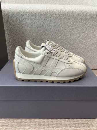 女 P430 P男 P440 Hogan霍根86Er系列 H671情侣款 厚底 休闲 运动鞋 原版购入开发 做货 这款86Er系列 以经典而不失时尚的设计演绎品 - 点击图像关闭