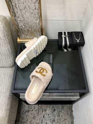 出厂价 顶级 品质2024K厚底毛毛拖 SIZE：35-41 40 41定做不退换 原版包装配套