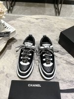 出厂价P Chanel 香奈儿最新25C休闲运动鞋 原版模具定制 无敌漂亮又好穿 绝对仙女款 超级舒服，配色高级耐看 百搭 率性的休闲运动风，飒爽又自然，演绎香