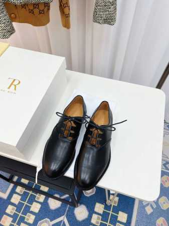 顶级品质！小众潮牌The row 24春夏新款缕空系带中性复古小皮鞋 美貌与实用并存之余还舒服充满复古英伦风的美拉德比鞋 ，首先就是给人一种很帅气英伦复古的感觉 - 点击图像关闭