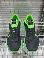 Valentino 码数:39 44 38.45定做 华伦天奴 运动鞋系列 valentino华伦天奴V家 新款Netrunner系列 休闲 气垫 情侣运动鞋